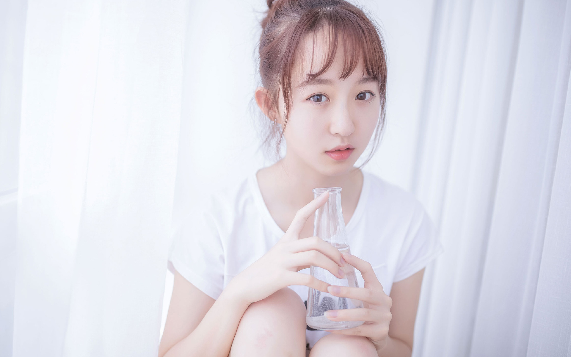 九游电竞中心-哥伦比亚队后卫吉梅内斯在巴黎奥运会上表现出色，哥伦比亚队秘鲁